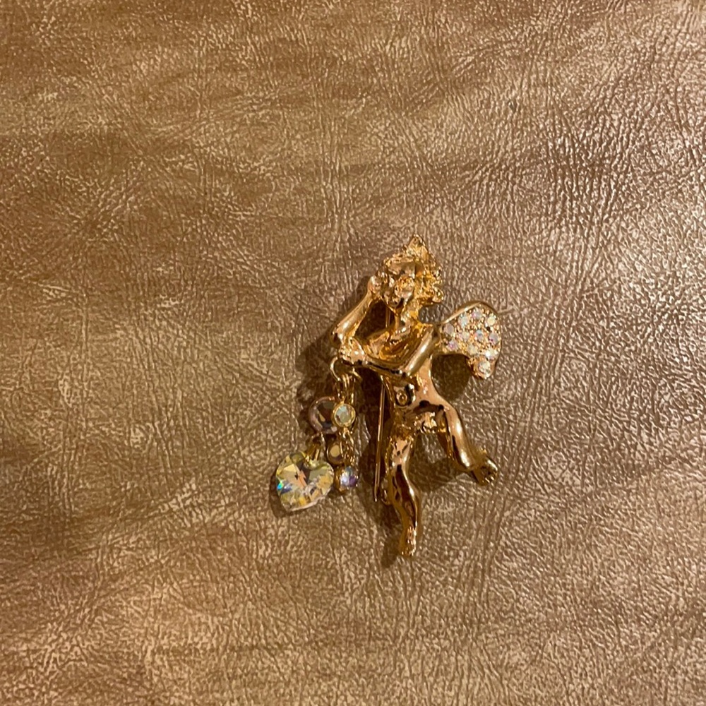 BRAND NEW Angel Brooch
